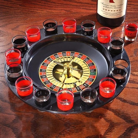 Drank spelletjes roulette met plaats je shotglas viltjes
