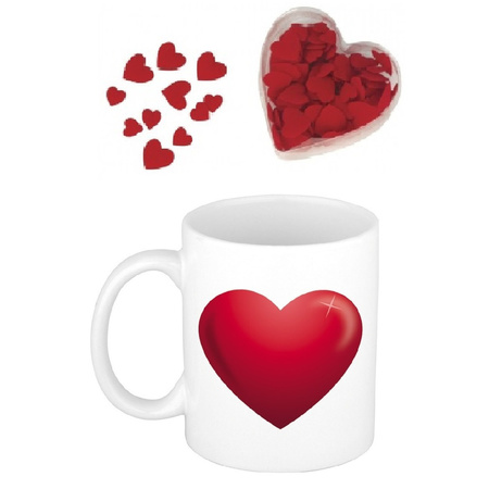 Valentines day gift set coffee mug with deco hearts